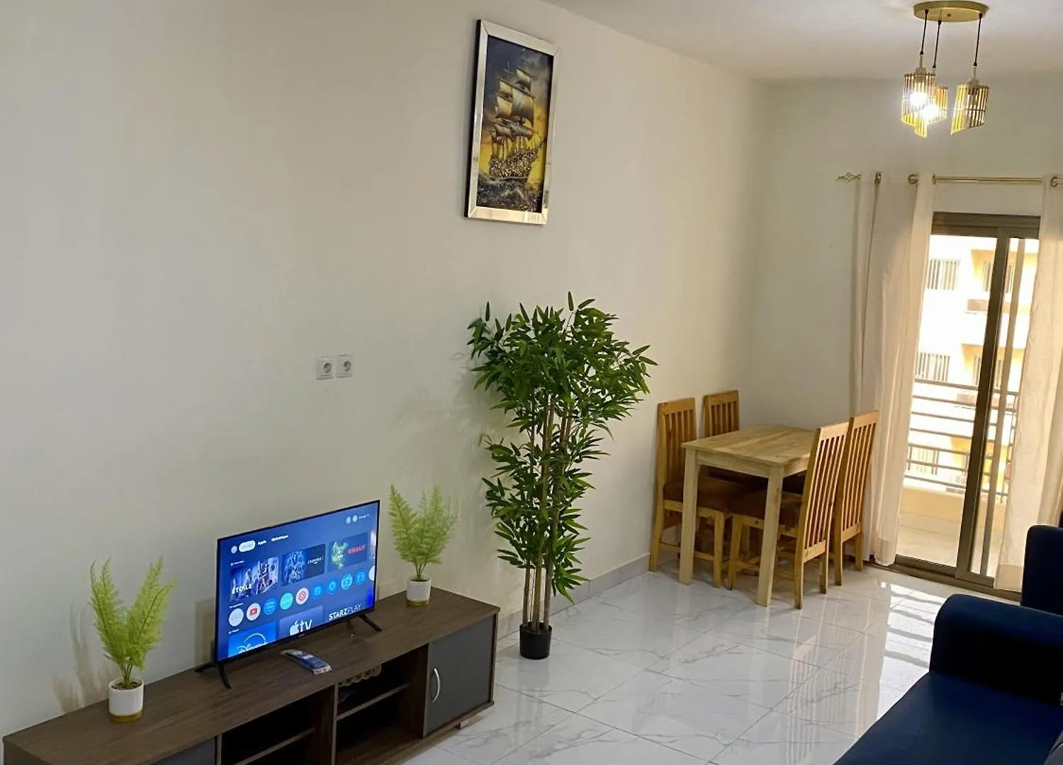 Appartement Chic D'Une Chambre Avec Balcon A Medina, Dakar 0*,  Senegal